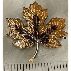 Vintage Maple Leaf Pin